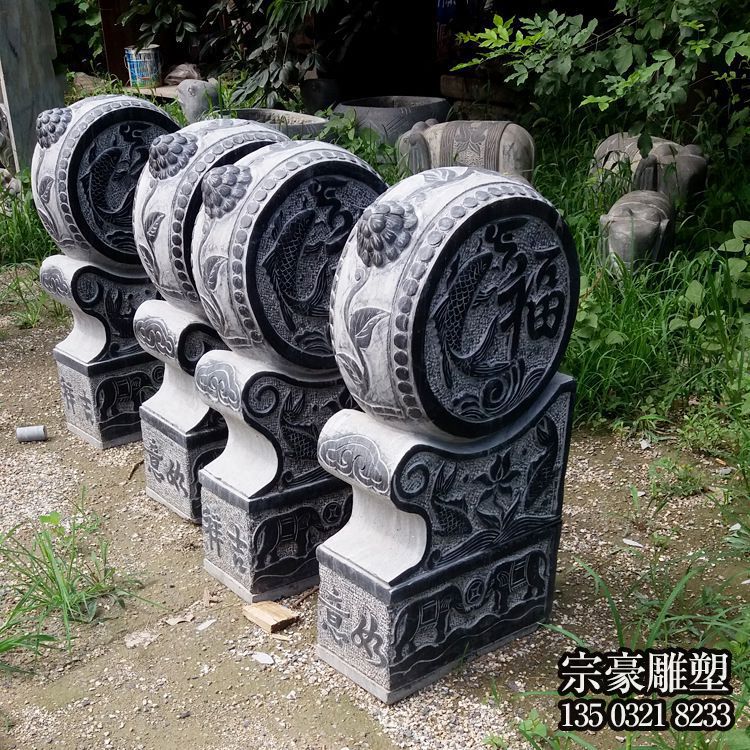 青石抱鼓石門(mén)墩 青石抱鼓石門(mén)墩